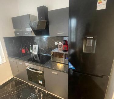 Creil Apartment | Appartement 3 pièces en face la gare de creil