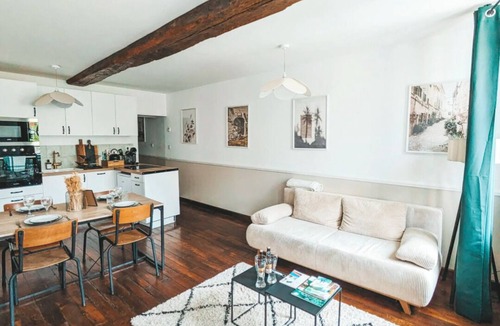 Sedan Apartment | Appartement 3* vue Château - LE ROYAL SEDAN