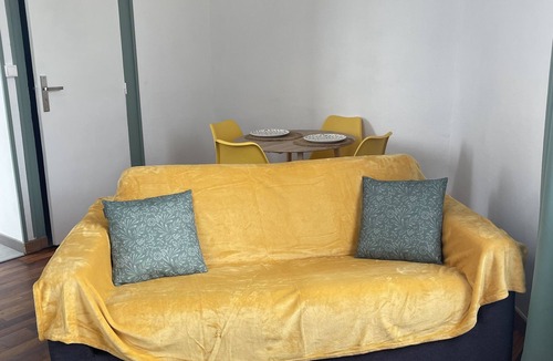 Luc-sur-Mer Apartment | Appartement 35 m2 1er Étage Maison de Ville a 300 m de la mer