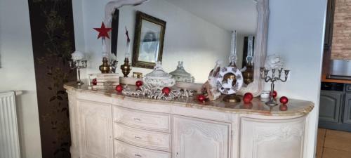 Givet Apartment | Appartement 4 chambres Sur la Cave