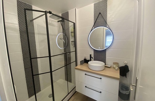 Villeparisis Apartment | Appartement 4 Couchages Proche Roissy Cdg, Disney, RER B