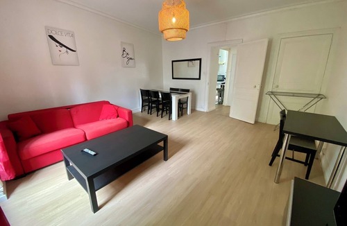Bellamy-Barbin Apartment | Appartement 45 Mètres Carrés Proche Centre Ville et Facultés/ecoles