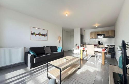 Frouzins Apartment | Appartement 4p bords de Lac