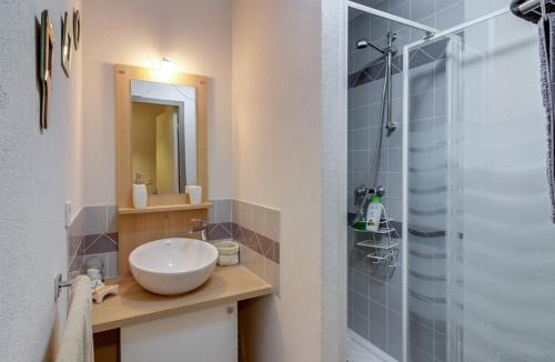 Sers Apartment | Appartement 6 personnes avec parking et wifi à Barèges - FR-1-403-78