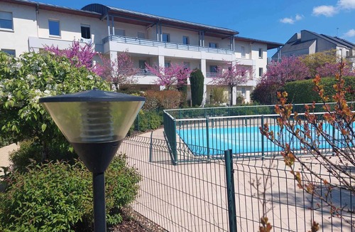 Tours Apartment | Appartement 65m2 Avec Piscine