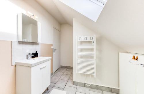 Montataire Apartment | Appartement 6prs - Hyper Centre - Idéal famille et pro