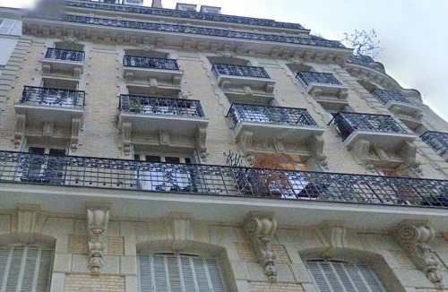 Quartier de Rochechouart Apartment | Appartement 75009 PARIS 50m2 métro poissonnière 3 pers & baby