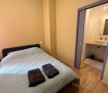 Feugarolles Apartment | Appartement 8 pers - 4 chambres, 4 SDB