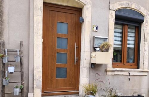 Vic-sur-Seille Apartment | Appartement 90 m2