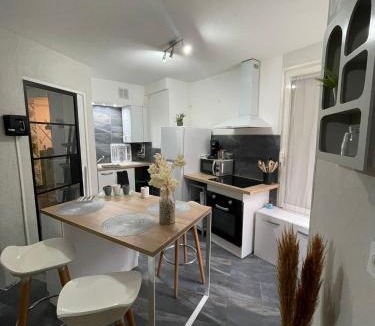 Agen Apartment | Appartement all in grey