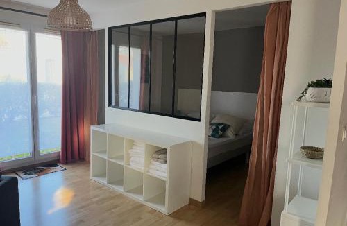 La Roche-sur-Yon Apartment | Appartement André Calme et proche centre-ville
