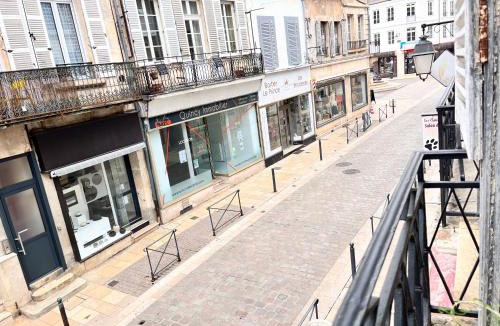 Avallon Apartment | Appartement Aristide Avallon