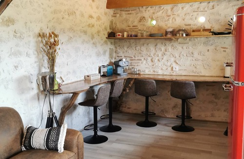 Sainte-Bazeille House | Appartement Atypique en Duplex