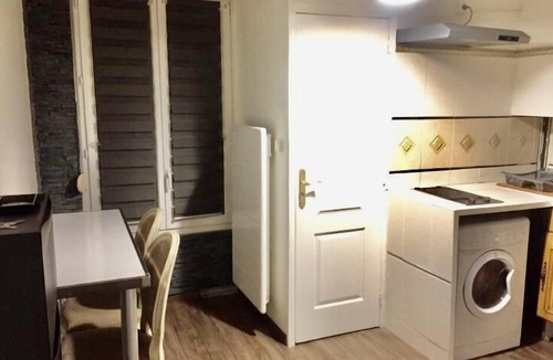 Sainte Marie - Saint Leon Apartment | Appartement au 1er Etage Proche des Commerces et Transports