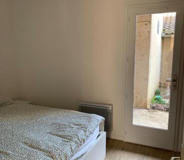 Castera-Verduzan Apartment | Appartement au coeur du village au rez de chaussée