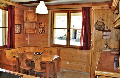 Les Thuiles House | Appartement au Calme, Plein Sud, Avec Cheminée