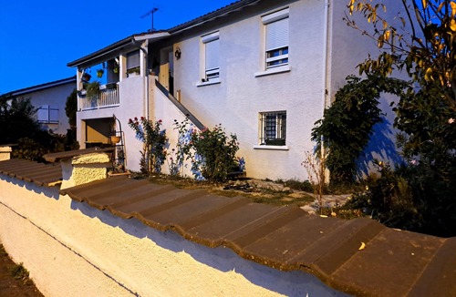 Albi Apartment | Appartement au Calme Avec Grande Terrasse Animaux de Compagnie Acceptes