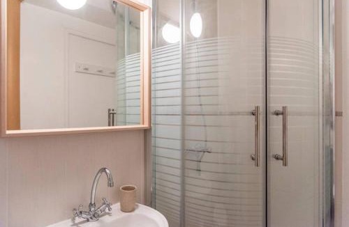 Saint-Julien Apartment | Appartement au calme + parking