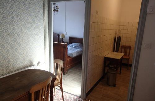 Gissac Apartment | Appartement Authentique Montaigut