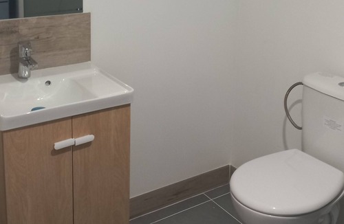 Casseneuil Apartment | Appartement Avec Accès au Jardin Fermer