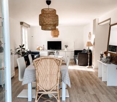 Arzal Apartment | Appartement avec balcon 10kms des plages