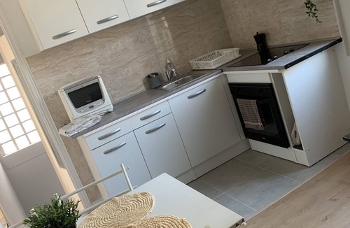 Clamart Apartment | Appartement Avec Entrée Indépendante Dans Maison a Louer au Petit Clamart