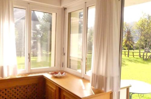 Lens Apartment | Appartement avec jardin à Crans-Montana