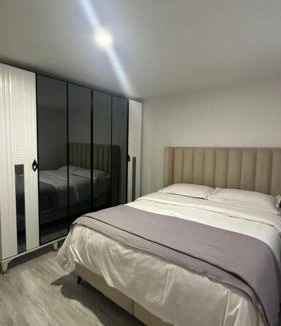 Argenteuil House | Appartement avec jardinet, fête interdite !