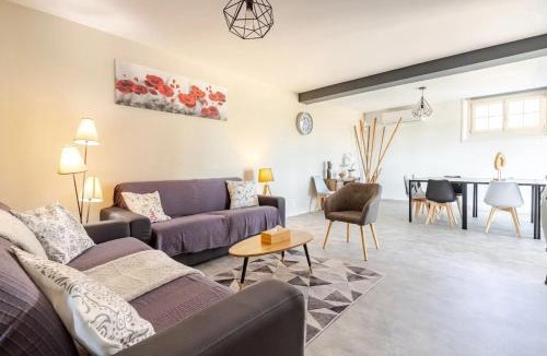 Poulan-Pouzols Apartment | Appartement avec piscine à Poulan-Pouzols