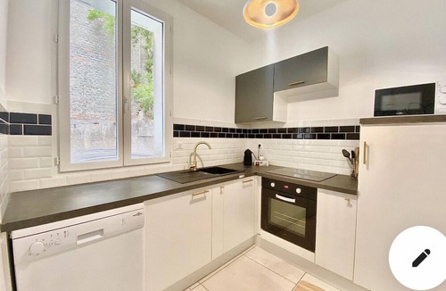 Centre Ville House | Appartement Avec Patio