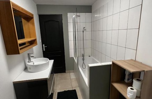 Le Cateau-Cambresis Apartment | Appartement avec terrasse