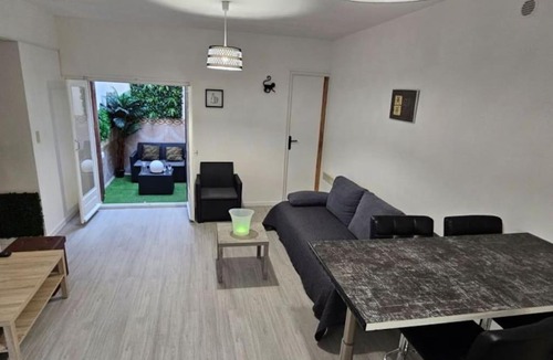 Mailloles Apartment | Appartement avec terrasse en RDC