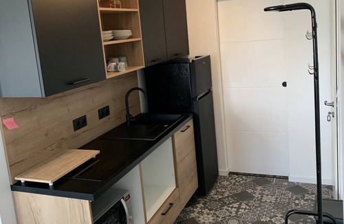 Vergeze Apartment | Appartement Avec Terrasse
