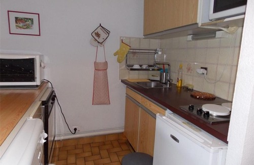 Bagneres-de-Luchon Apartment | Appartement Bagnères-de-Luchon, 3 pièces, 4 personnes - FR-1-313-128