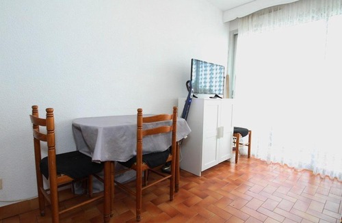 Balaruc-les-Bains Apartment | Appartement Balaruc-les-Bains, 1 pièce, 4 personnes - FR-1-553-70