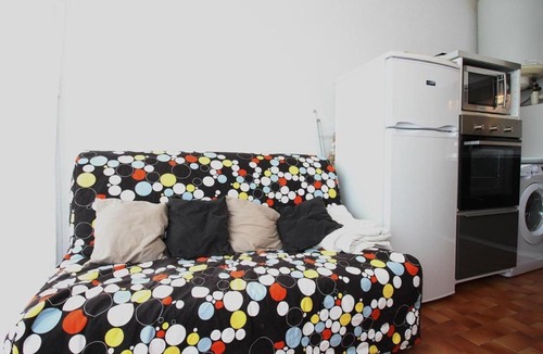 Balaruc-les-Bains Apartment | Appartement Balaruc-les-Bains, 1 pièce, 4 personnes - FR-1-553-70