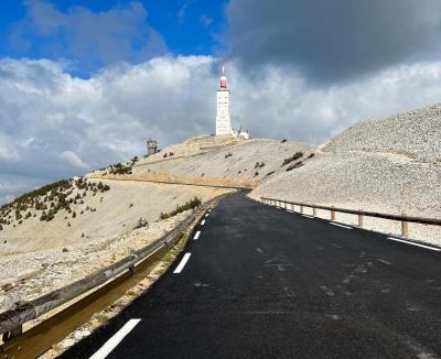 Montbrun-les-Bains Apartment | Appartement Bellevue du Ventoux