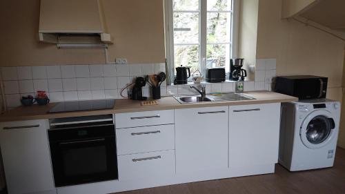 Vitre Apartment | Appartement BLUEMA 2 chambres RdC, proche gare, vue sur le château