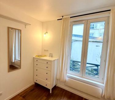 Batignolles Apartment | Appartement Bridaine Batignolles Paris