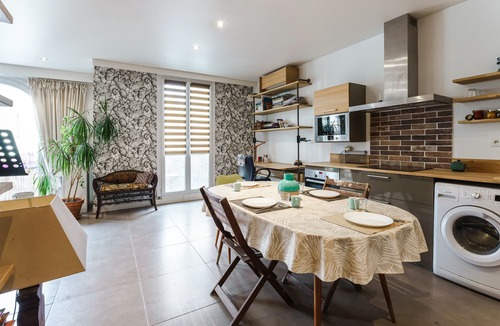 Liberation Apartment | Appartement Briquette - Welkeys