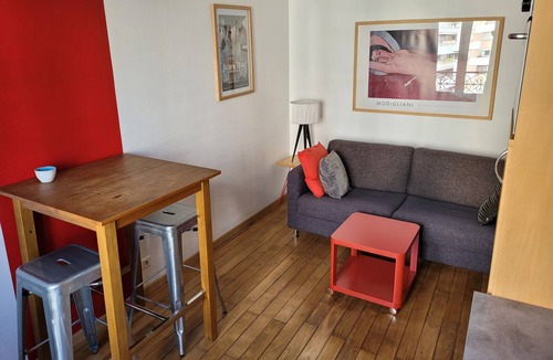 Flandres Apartment | Appartement Buttes Chaumont - Ourcq Canal Paris