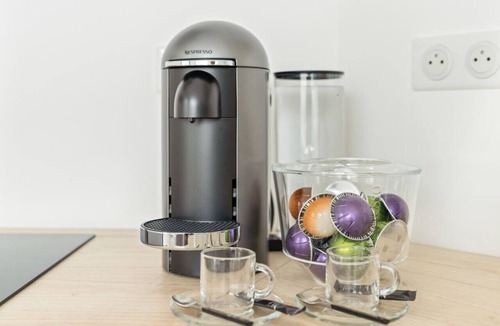 Monplaisir Apartment | Appartement Céladon - Welkeys