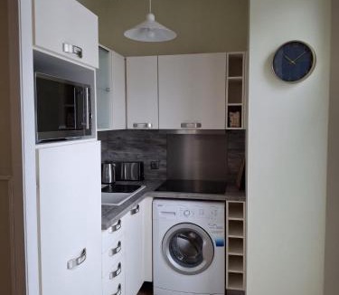 Bagneres-de-Bigorre Apartment | Appartement cocooning avec balcon à deux pas des thermes