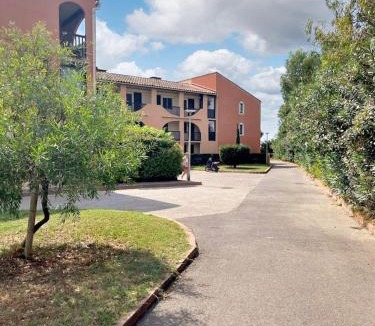 Les Arenes Apartment | Appartement charmant à Canet-en-Roussillon/35 m²/Piscine.