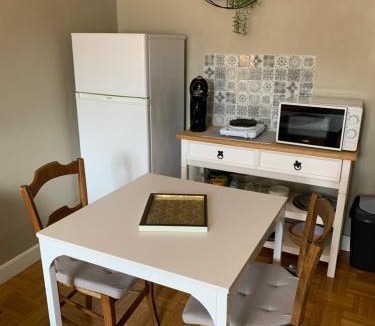 Ussel Apartment | Appartement calme centre ville