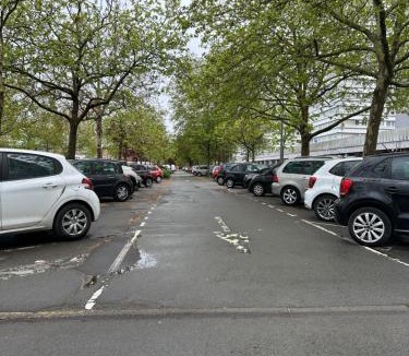 Mons-en-Baroeul Apartment | Appartement calme et lumineux - parking gratuit a 200m - Métro à 5mn