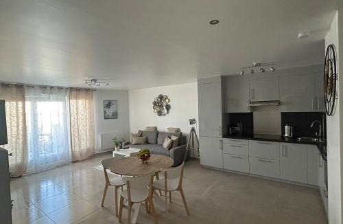 Montfermeil Apartment | Appartement calme
