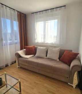 Norroy Apartment | Appartement calme Vittel, Proche des thermes