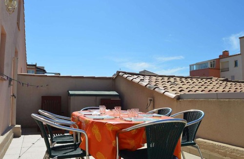 Cap d'Agde Apartment | Appartement Cap d'Agde, 1 pièce, 4 personnes - FR-1-249-286