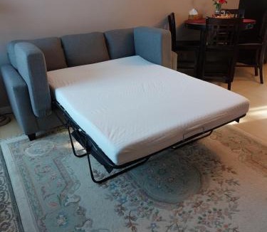 Longueuil Apartment | Appartement Cartier2 Free parking Backyard